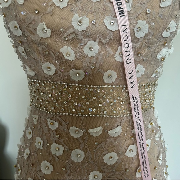 NWT - MAC DUGGAL Beaded Floral Appliqué Midi Sheath Dress in Ivory Nude - Picture 14 of 16